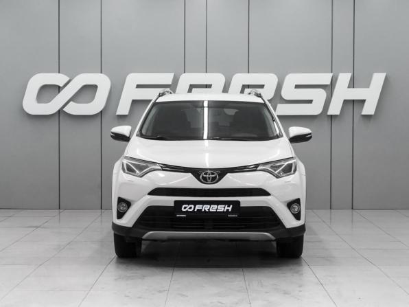 Toyota RAV4 IV (XA40) Рестайлинг с пробегом 2016 года, цена 2 299 000 рублей, 243515 км, внедорожник, Автокод Объявления
