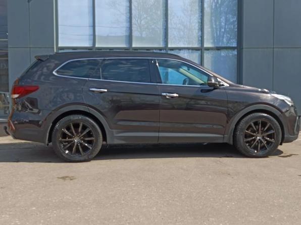 Hyundai Santa Fe III Рестайлинг с пробегом 2016 года, цена 2 365 000 рублей, 228525 км, внедорожник, Автокод Объявления