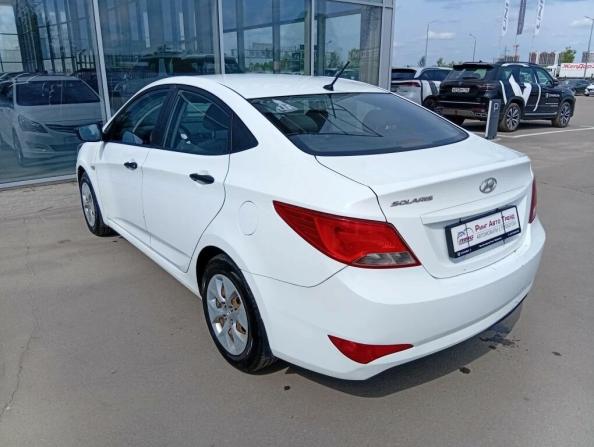 Hyundai Solaris I Рестайлинг с пробегом 2016 года, цена 890 000 рублей, 143988 км, седан, Автокод Объявления