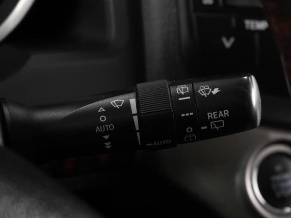 Toyota Land Cruiser 200 Series с пробегом 2011 года, цена 3 609 000 рублей, 319991 км, внедорожник, Автокод Объявления