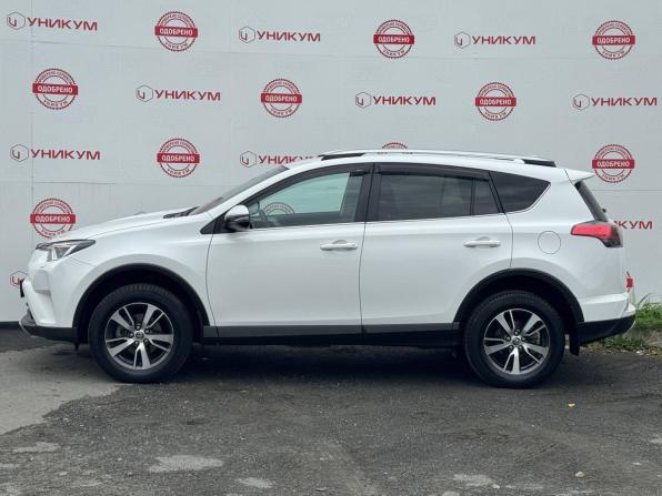 Toyota RAV4 IV (XA40) Рестайлинг с пробегом 2018 года, цена 2 349 000 рублей, 147833 км, внедорожник, Автокод Объявления