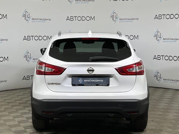 Nissan Qashqai II с пробегом 2017 года, цена 1 709 000 рублей, 136484 км, внедорожник, Автокод Объявления