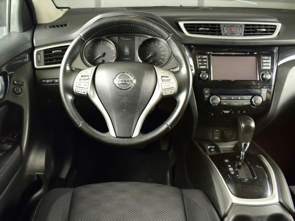 Nissan Qashqai II с пробегом 2017 года, цена 1 699 999 рублей, 110245 км, внедорожник, Автокод Объявления
