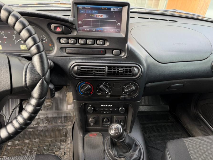 Chevrolet Niva I Рестайлинг Оренбург  - изображение 7