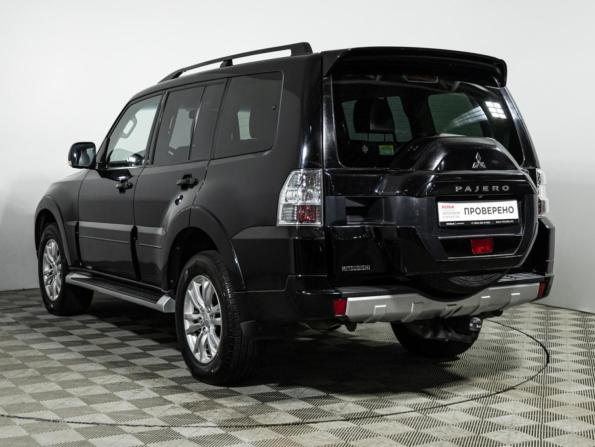 Mitsubishi Pajero IV Рестайлинг 2 с пробегом 2017 года, цена 2 199 777 рублей, 262395 км, внедорожник, Автокод Объявления