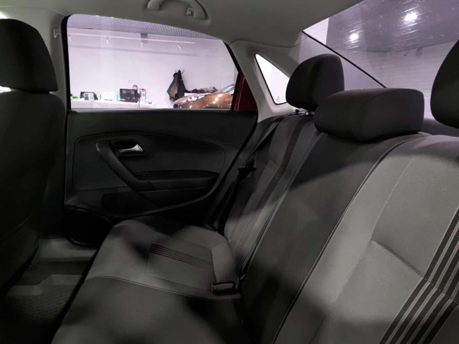 Volkswagen Polo V Рестайлинг Казань  - изображение 15