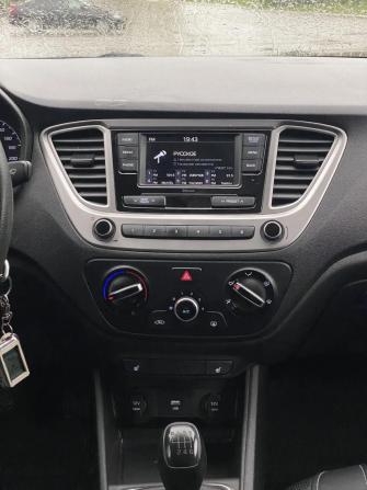 Hyundai Solaris II Рестайлинг с пробегом 2020 года, цена 1 350 000 рублей, 97264 км, седан, Автокод Объявления