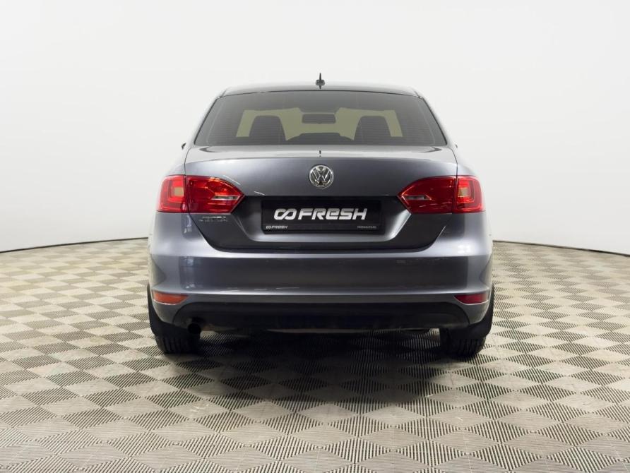 Volkswagen Jetta VI Казань  - изображение 4