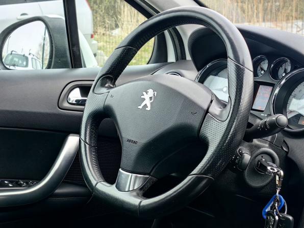 Peugeot 308 I Рестайлинг с пробегом 2013 года, цена 519 000 рублей, 160000 км, хэтчбек, Автокод Объявления