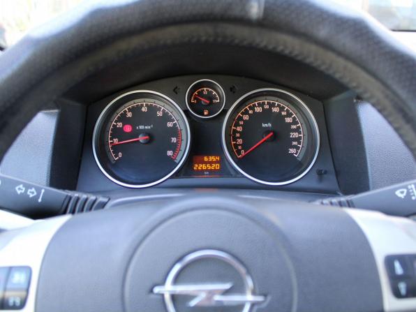 Opel Astra H Рестайлинг с пробегом 2008 года, цена 469 000 рублей, 226519 км, седан, Автокод Объявления