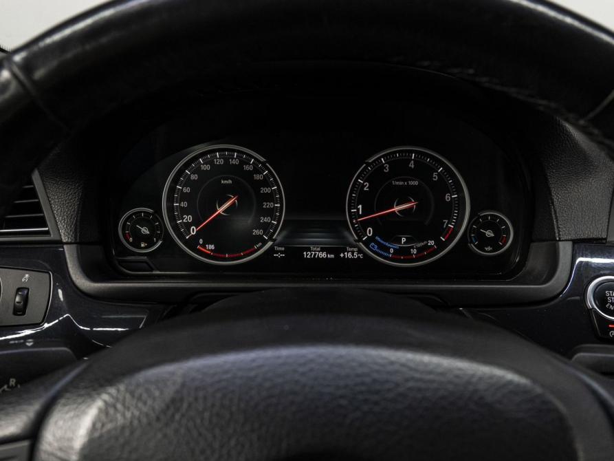 BMW 5 серии VI (F10/F11/F07) Рестайлинг Тюмень  - изображение 24