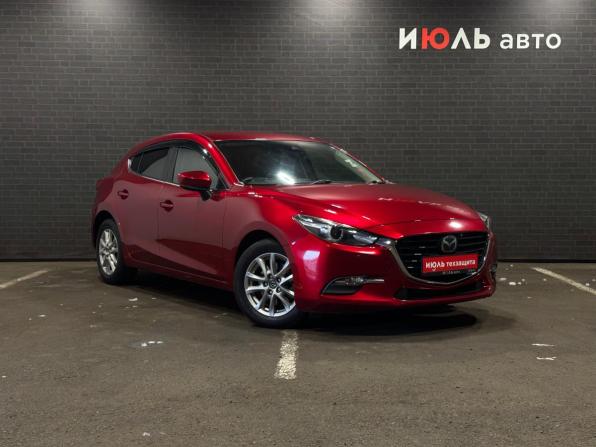 Mazda Axela III Рестайлинг с пробегом 2018 года, цена 1 470 000 рублей, 127849 км, хэтчбек, Автокод Объявления