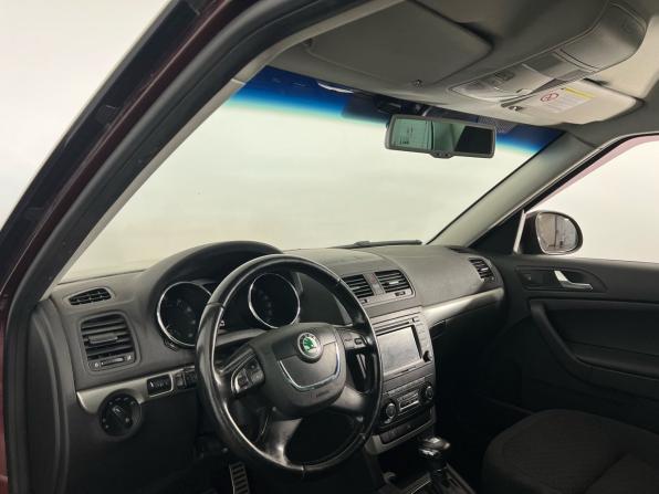 Skoda Yeti I с пробегом 2012 года, цена 899 000 рублей, 153792 км, внедорожник, Автокод Объявления