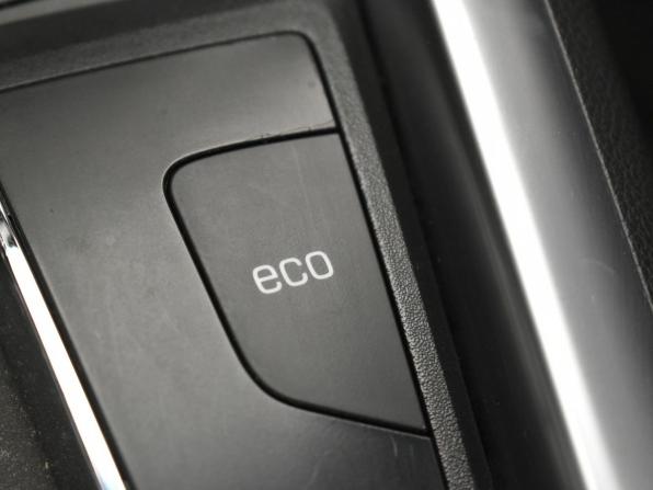 Opel Antara I Рестайлинг с пробегом 2012 года, цена 1 237 000 рублей, 100732 км, внедорожник, Автокод Объявления