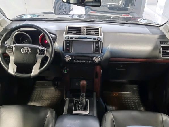 Toyota Land Cruiser Prado 150 Series Рестайлинг 1 с пробегом 2017 года, цена 4 150 000 рублей, 180550 км, внедорожник, Автокод Объявления
