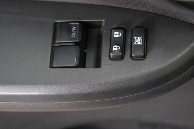 Toyota Corolla X (E140 E150) Рестайлинг с пробегом 2012 года, цена 1 239 000 рублей, 129998 км, седан, Автокод Объявления