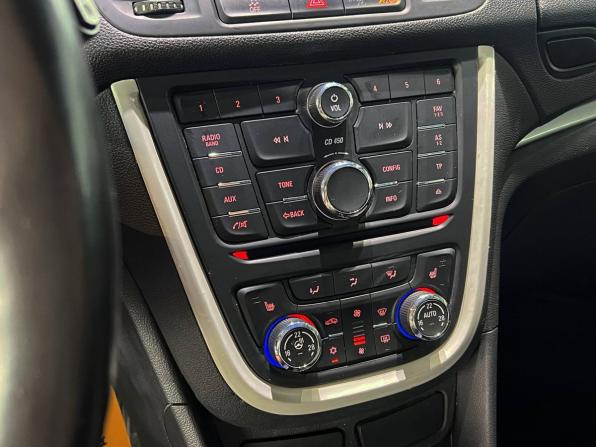 Opel Mokka I с пробегом 2014 года, цена 1 070 000 рублей, 115120 км, внедорожник, Автокод Объявления