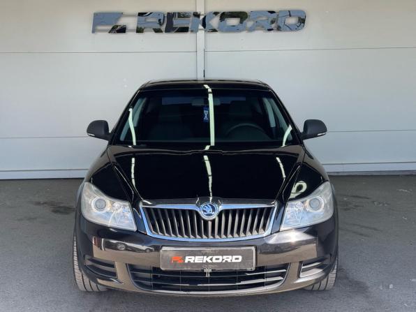 Skoda Octavia II (A5) Рестайлинг с пробегом 2010 года, цена 849 000 рублей, 156500 км, лифтбек, Автокод Объявления