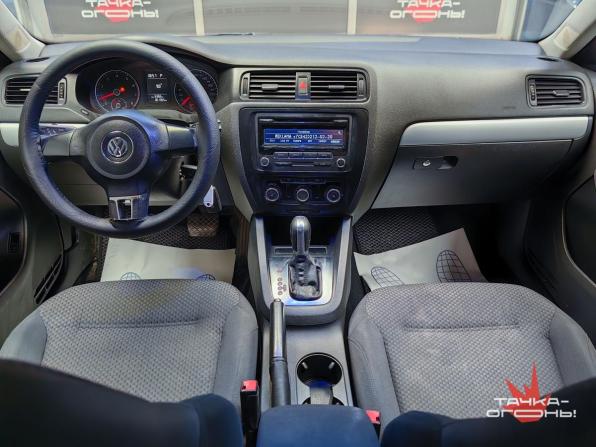 Volkswagen Jetta VI с пробегом 2011 года, цена 690 000 рублей, 301000 км, седан, Автокод Объявления