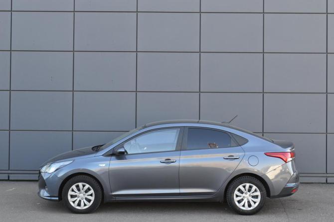 Hyundai Solaris II Рестайлинг с пробегом 2021 года, цена 1 330 000 рублей, 85154 км, седан, Автокод Объявления