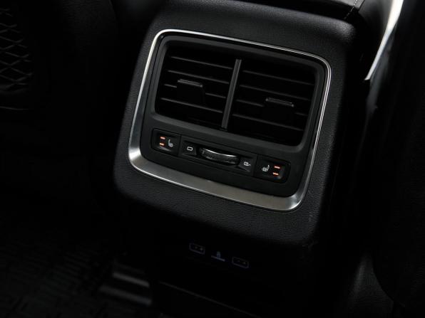 Geely Atlas Pro с пробегом 2024 года, цена 2 218 000 рублей, 11387 км, внедорожник, Автокод Объявления
