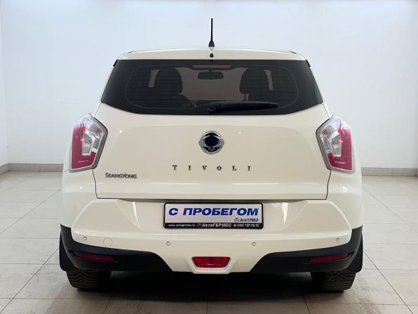 SsangYong Tivoli I с пробегом 2017 года, цена 1 489 000 рублей, 78792 км, внедорожник, Автокод Объявления