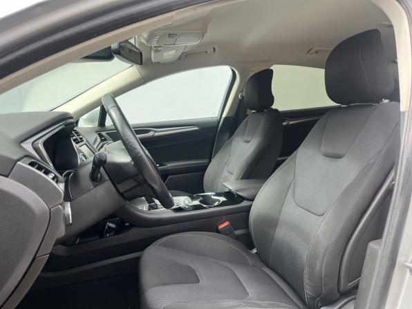 Ford Mondeo V с пробегом 2015 года, цена 1 199 000 рублей, 294181 км, седан, Автокод Объявления