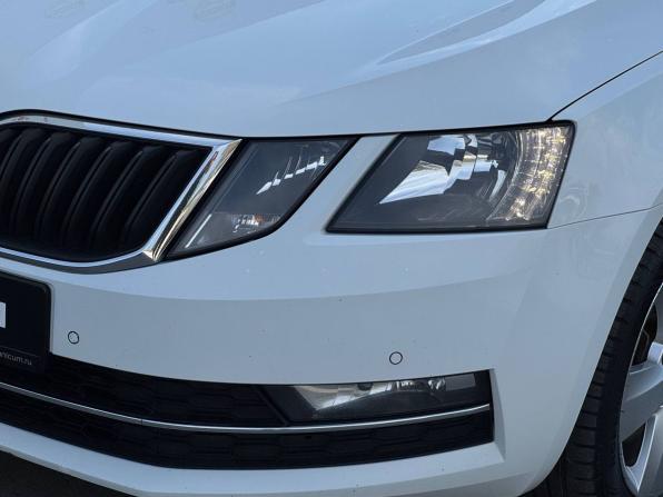 Skoda Octavia III (A7) Рестайлинг с пробегом 2019 года, цена 1 919 000 рублей, 139666 км, лифтбек, Автокод Объявления