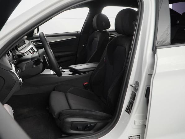 BMW 5 серии VII (G30/G31/G38) с пробегом 2018 года, цена 3 175 055 рублей, 156052 км, седан, Автокод Объявления