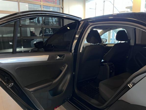 Volkswagen Jetta VI Рестайлинг с пробегом 2015 года, цена 1 470 000 рублей, 71736 км, седан, Автокод Объявления