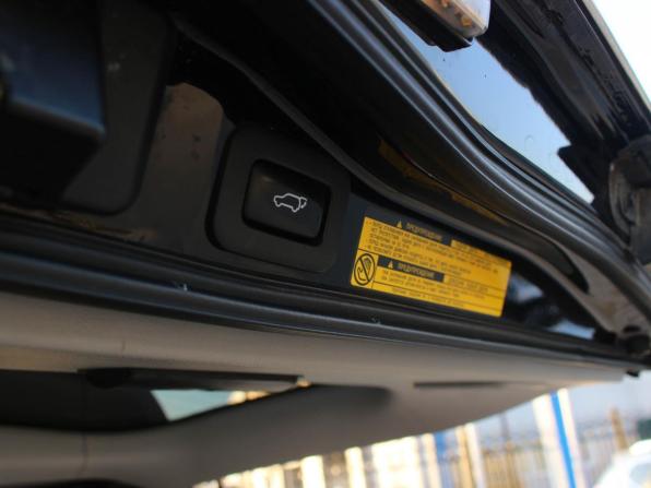 Toyota Land Cruiser 200 Series Рестайлинг 1 с пробегом 2012 года, цена 3 402 000 рублей, 209440 км, внедорожник, Автокод Объявления
