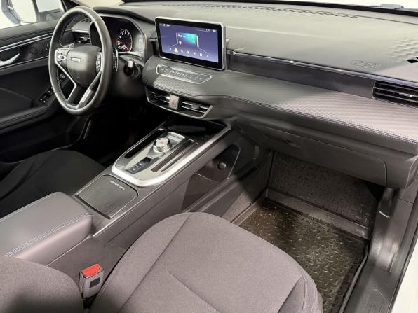 Haval Jolion I с пробегом 2023 года, цена 1 799 800 рублей, 33000 км, внедорожник, Автокод Объявления