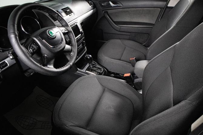 Skoda Yeti I с пробегом 2013 года, цена 924 000 рублей, 162000 км, внедорожник, Автокод Объявления