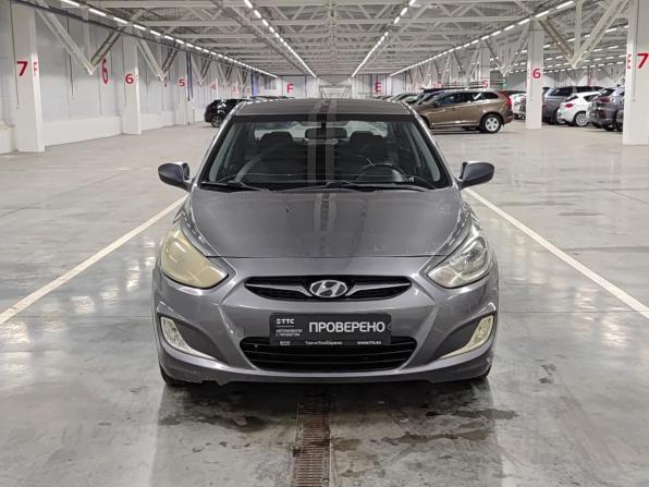 Hyundai Solaris I с пробегом 2013 года, цена 630 000 рублей, 183877 км, седан, Автокод Объявления