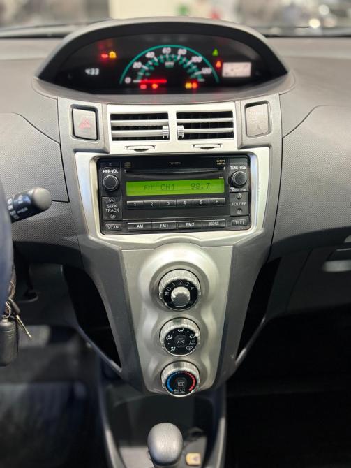 Toyota Yaris II Челябинск  - изображение 14