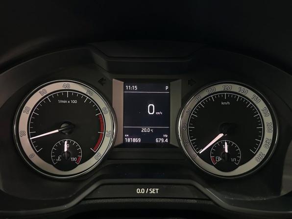 Skoda Octavia III (A7) Рестайлинг с пробегом 2017 года, цена 1 459 000 рублей, 181867 км, лифтбек, Автокод Объявления