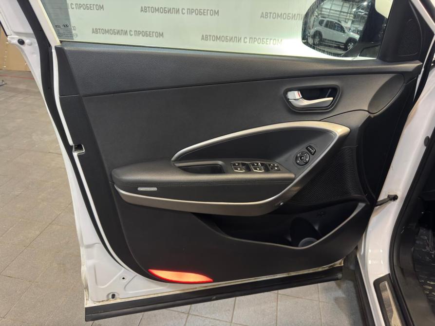 Hyundai Santa Fe III Рестайлинг Санкт-Петербург  - изображение 10