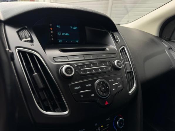 Ford Focus III Рестайлинг с пробегом 2016 года, цена 839 000 рублей, 151175 км, хэтчбек, Автокод Объявления