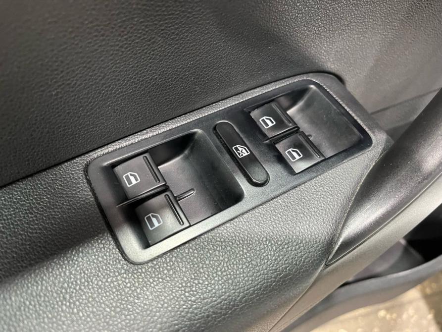 Volkswagen Polo V Рестайлинг Пермь  - изображение 15