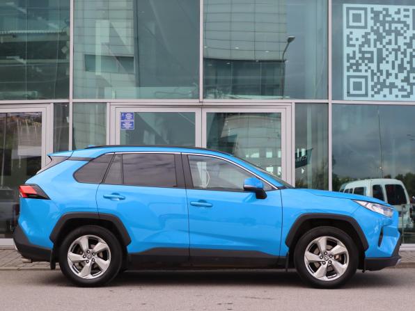 Toyota RAV4 V (XA50) с пробегом 2021 года, цена 3 190 000 рублей, 77000 км, внедорожник, Автокод Объявления