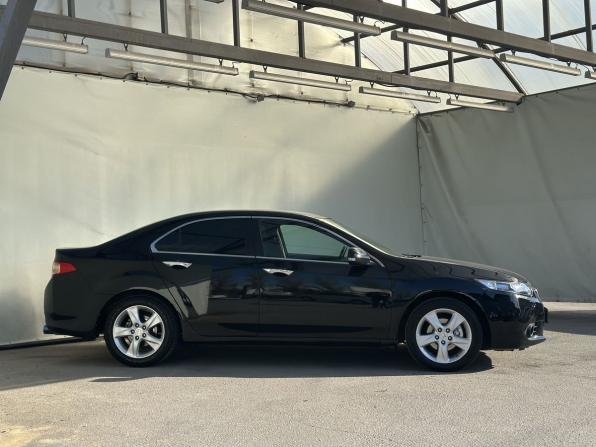 Honda Accord VIII Рестайлинг с пробегом 2011 года, цена 1 170 000 рублей, 257888 км, седан, Автокод Объявления