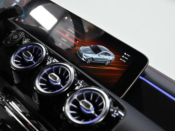 Mercedes-Benz CLA II (C118 X118) с пробегом 2019 года, цена 1 649 000 рублей, 74974 км, седан, Автокод Объявления