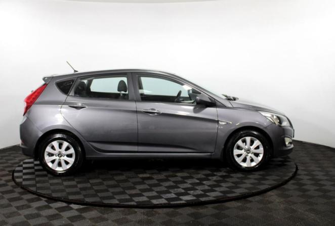 Hyundai Solaris I Рестайлинг с пробегом 2016 года, цена 950 000 рублей, 125081 км, хэтчбек, Автокод Объявления