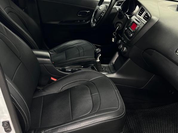 Kia Ceed II с пробегом 2013 года, цена 649 000 рублей, 200000 км, хэтчбек, Автокод Объявления