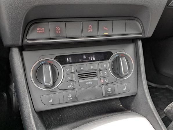 Audi Q3 I (8U) Рестайлинг с пробегом 2016 года, цена 1 865 000 рублей, 166477 км, внедорожник, Автокод Объявления