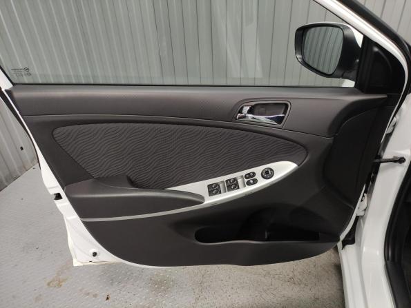 Hyundai Solaris I с пробегом 2014 года, цена 1 039 000 рублей, 163868 км, седан, Автокод Объявления
