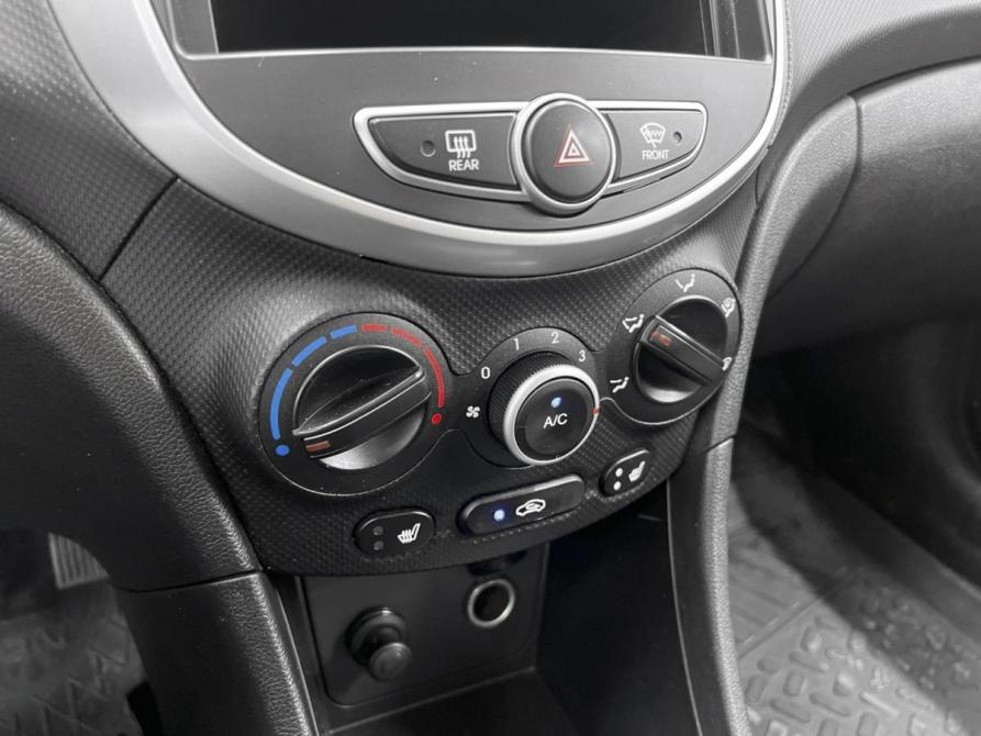Hyundai Solaris I Ростов-на-Дону  - изображение 12