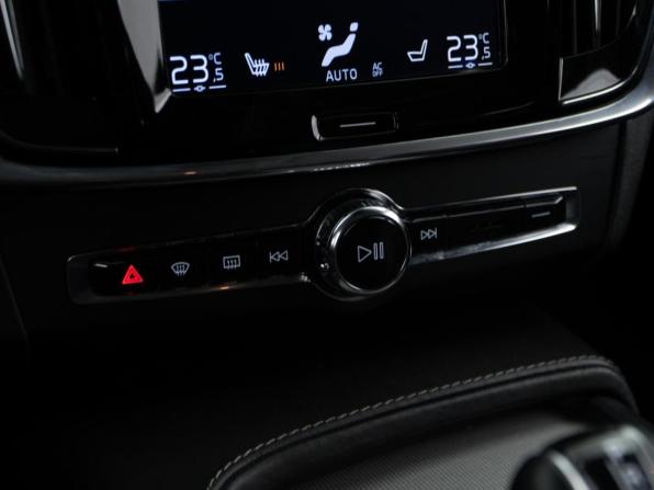Volvo S90 II с пробегом 2017 года, цена 3 499 050 рублей, 83290 км, седан, Автокод Объявления