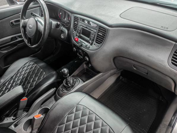 Kia Rio II Рестайлинг с пробегом 2010 года, цена 659 900 рублей, 227000 км, седан, Автокод Объявления