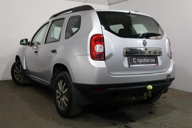Renault Duster I с пробегом 2015 года, цена 749 000 рублей, 210000 км, внедорожник, Автокод Объявления